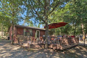 Pet-Friendly Ruidoso Cabin with Hot Tub and Fire Pit